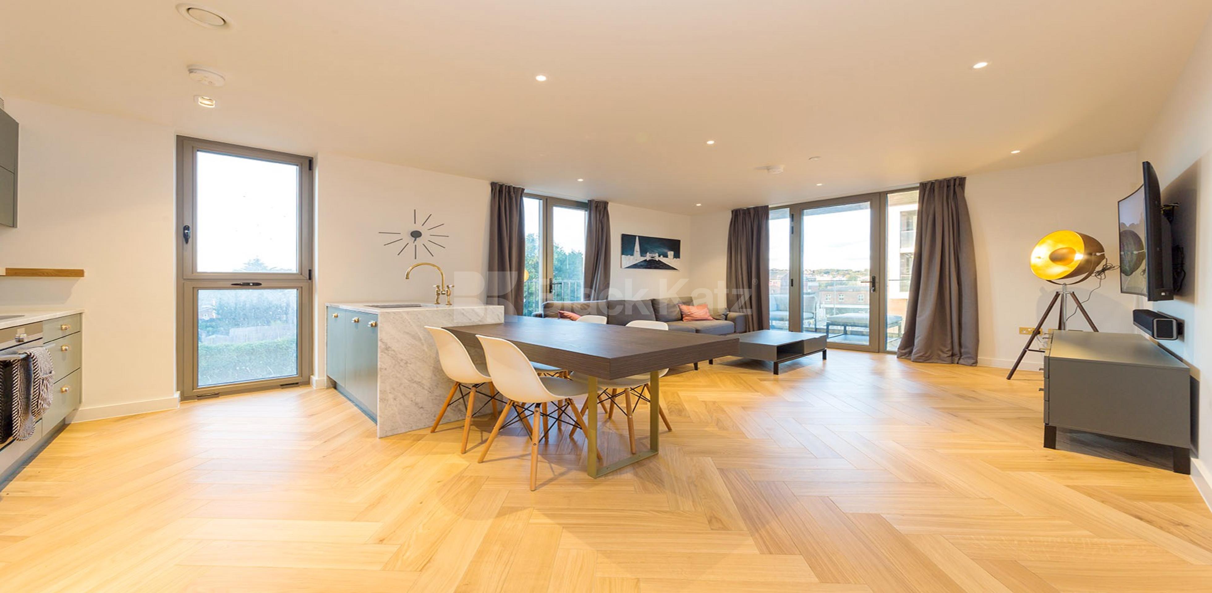 Stunning Apartment Edwardes Square , Kensington  W8